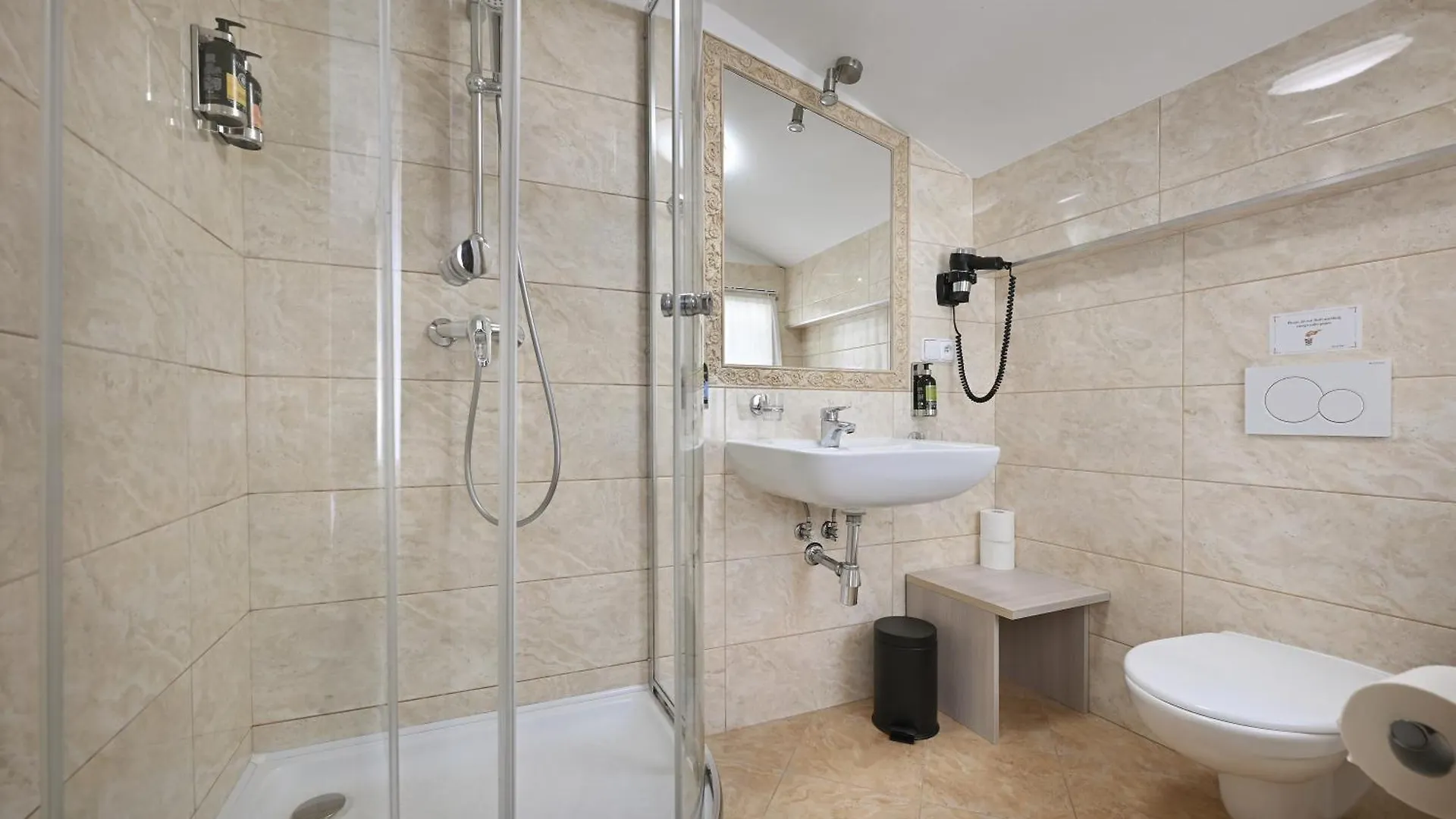 Boutique Residence By Little King Prag Lägenhetshotell