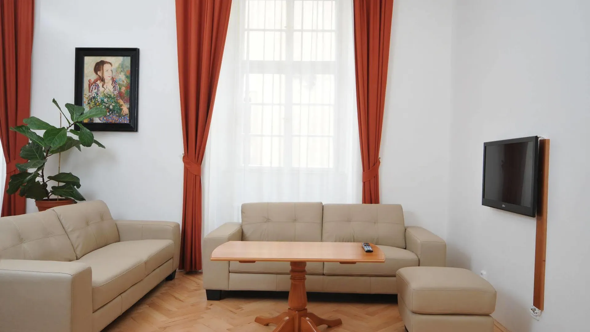Boutique Residence By Little King Aparthotel Prag