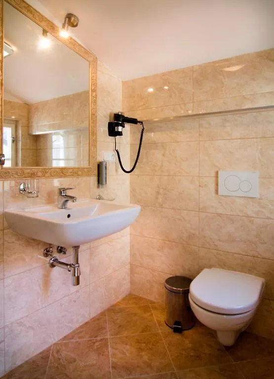Boutique Residence By Little King Praga Apartahotel
