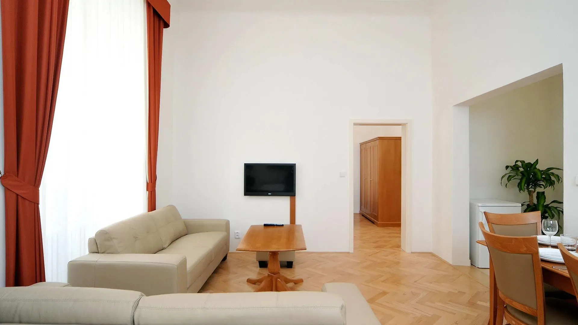 Apartahotel Boutique Residence By Little King Praga