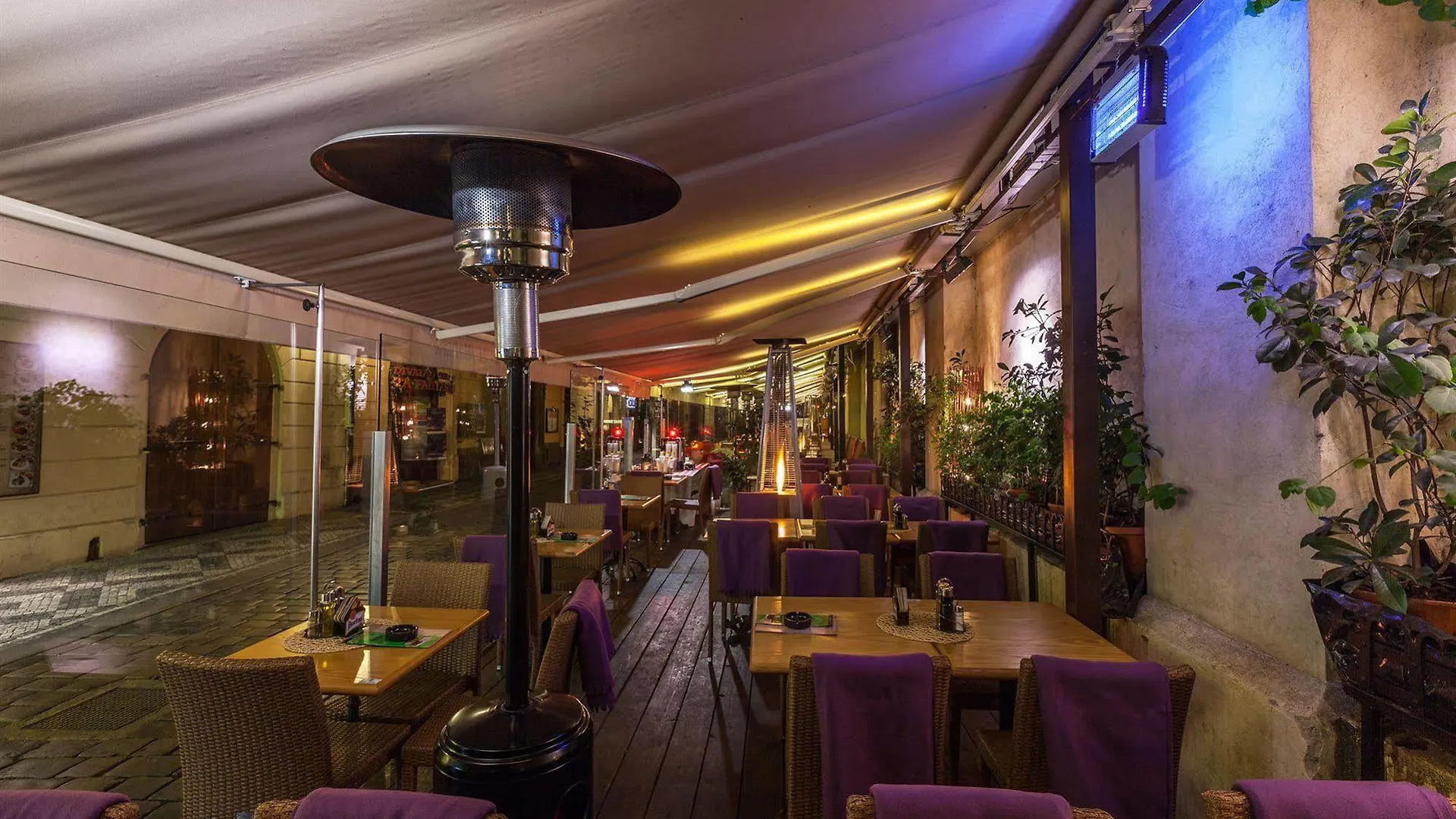Boutique Residence By Little King Praga Apartahotel